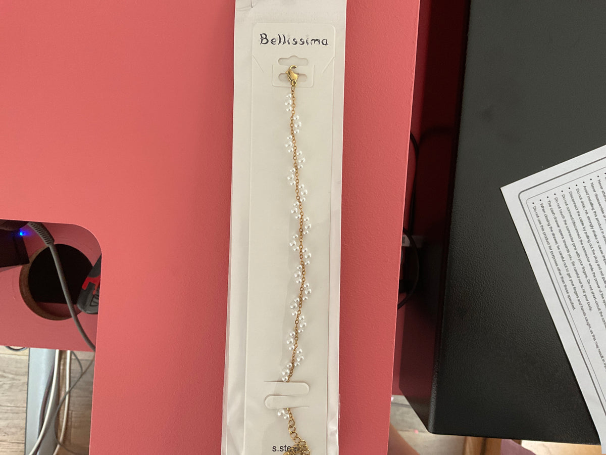 Bracelet doré style muguet